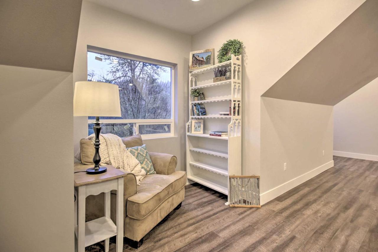 Chic Farmhouse With Creek In Heart Of Wine Country! McMinnville Εξωτερικό φωτογραφία